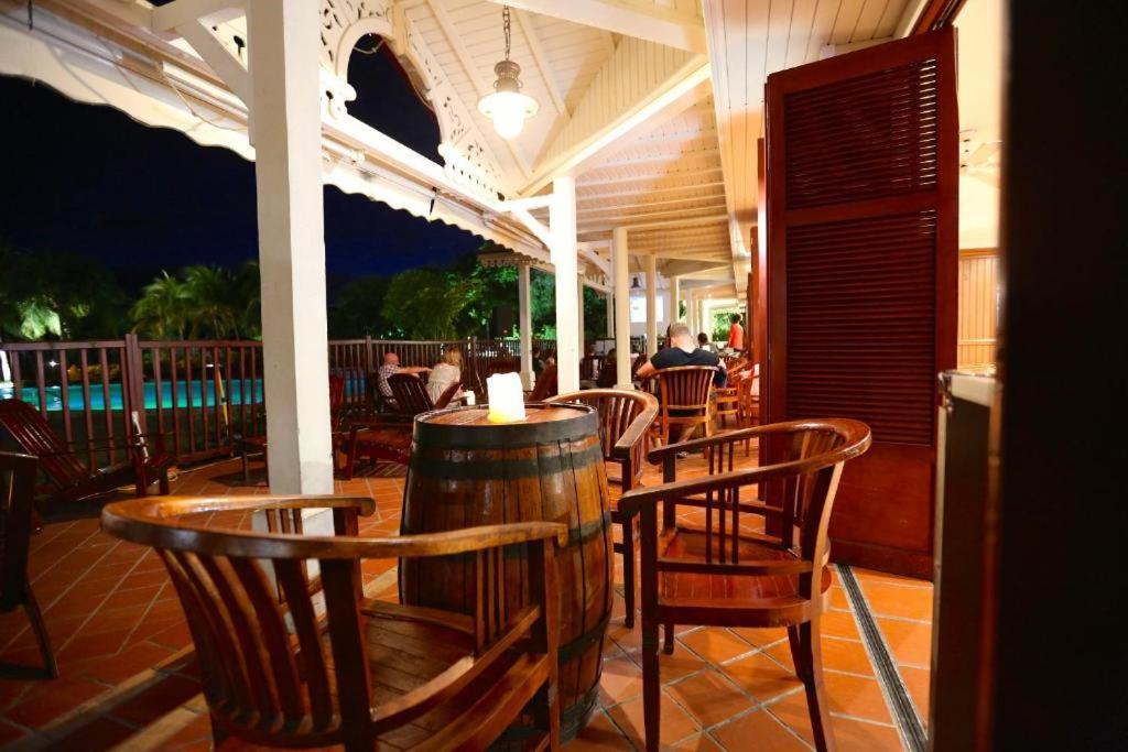 Au Beau Village Studio Avec Piscine Magnifique แซ็งต์-ลูซ ภายนอก รูปภาพ